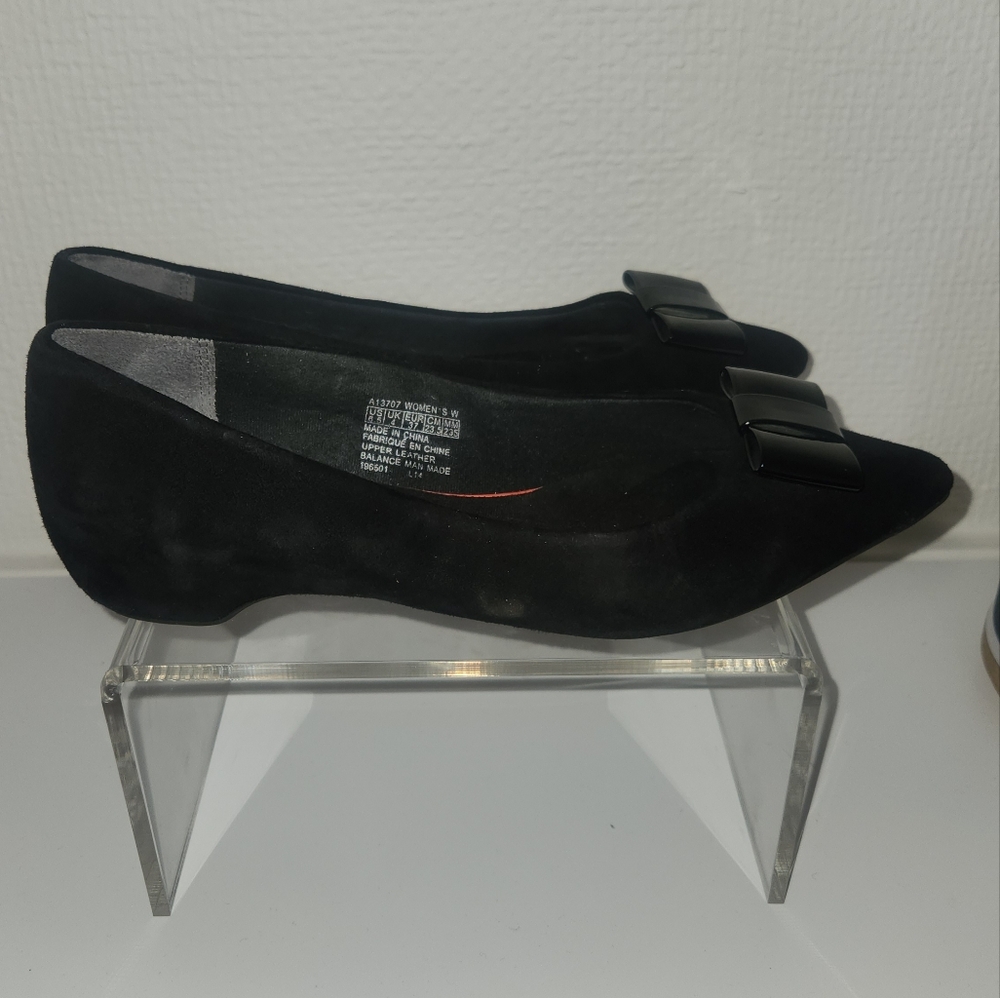 Rockport black suede flats 6.5W